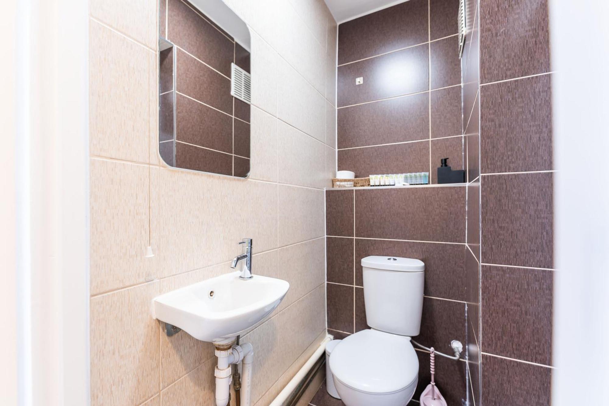 Luxury 3 Bedroom Flat With Balcony In Westbourne Park لندن المظهر الخارجي الصورة